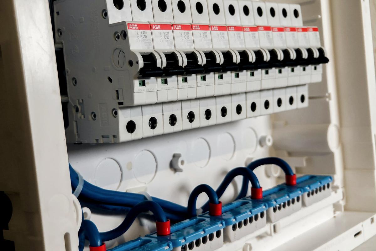 Circuit breakers and wiring in an electrical board